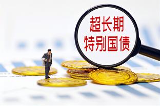 六台：莱万在可转会名单中，更衣室有些球员和他合不来